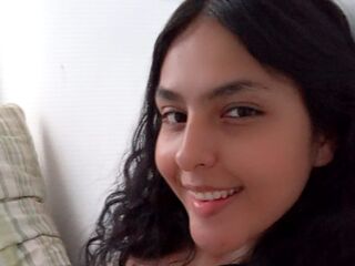 camslut masturbating NatyDream