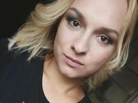 free webcam picture NellieLynn