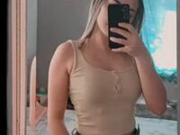 free live sexcam NicholeMouiet