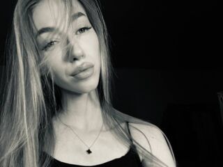 camgirl livesex NikkiTenerovich