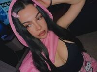 webcamstripper NouraMalvi