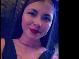 camwhore fingering shaved pussy PausConnor