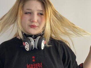 chatrubate cam girl picture PilarVanhee