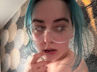 girl PixieJones