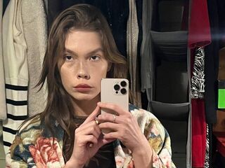 nude camgirl picture RubyRedkis