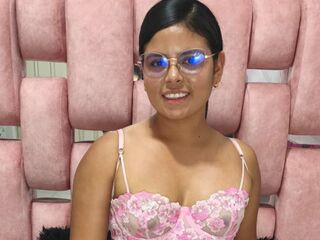 girl cam free SalomeHarman