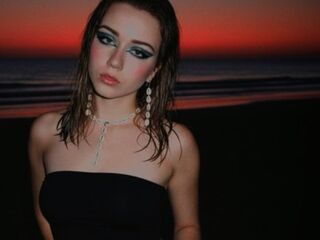 webcam hooker SheritaStieger