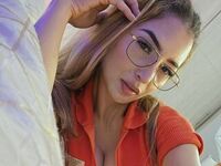 hot cam girl masturbating with dildo SophieReal