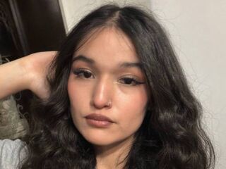 girl webcam SorayaBenezra