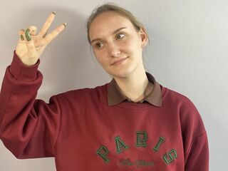 adult cam show SummerEllie