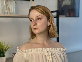 girl showing pussy TamekaHemrich