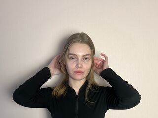 webcamgirl chatroom ToccaraPikula