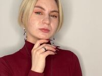 naked cam girl masturbating with vibrator TondaEstala