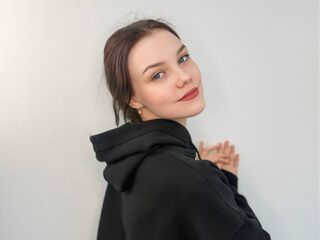 hot girl webcam ToraMendiaz