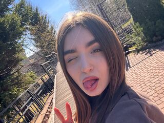 naughty cam girl masturbating ValarieZohn