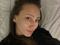 camwhore masturbating with dildo VentiGarfe