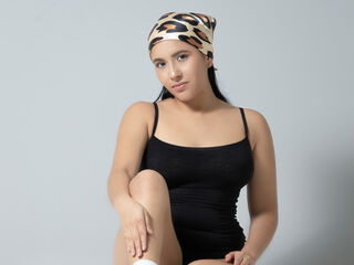 naked cam girl masturbating VeroChanel