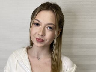 naked girl with webcam masturbating with sextoy ViolaKranze