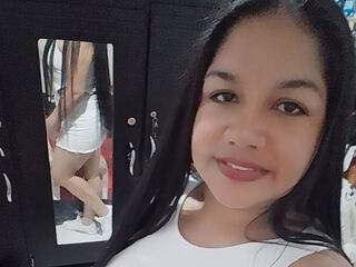 camwhore fingering pussy VioletteRobin