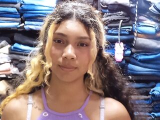 shaved pussy cam ZoeFletcher